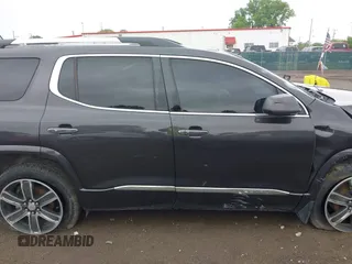 2017 GMC Acadia Denali z VIN 1GKKNXLS8HZ135349, wystawiony jako IAAI lot #42288358 z przebiegiem 130 093 mil mil oraz . Historia ofert i sprzedaży dostępna na DreamBid. Obrazek 13.