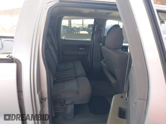 2006 Ford F-150 XLT with VIN 1FTRW12W86KB27394, listed as a IAAI auction lot 42015606 with 231,897 mi miles. Bid and sale history available at carsss.com. Image 8.