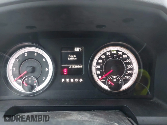 2014 Ram 1500 Tradesman z VIN 3C6JR7DT6EG285109, wystawiony jako IAAI lot #42306741 z przebiegiem 218 286 mil mil oraz . Historia ofert i sprzedaży dostępna na DreamBid. Obrazek 7.