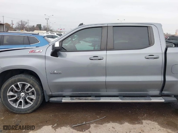 2022 Chevrolet Silverado 1500 LTD LT with VIN 3GCUYDED4NG139998, listed as a IAAI auction lot 41441325 with 45,329 mi miles. Bid and sale history available at carsss.com. Image 15.