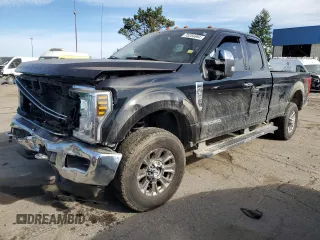 2018 Ford F-350 XL z VIN 1FT8X3BT2JEB70873, wystawiony jako Copart lot #75254684 z przebiegiem 91 122 mil mil oraz Tytuł czysty. Historia ofert i sprzedaży dostępna na DreamBid. Obrazek 1.
