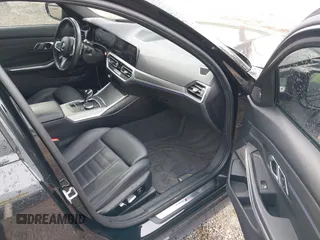 2019 BMW 3 Series 330i with VIN WBA5R1C51KAE82094, listed as a IAAI auction lot 39040815 with 66,344 mi miles and . Bid and sale history available at DreamBid. Image 5.