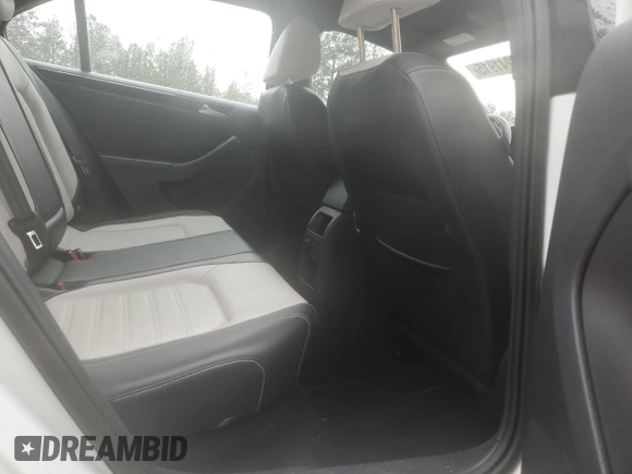 2015 Volkswagen Jetta Sport with VIN 3VWD17AJ1FM325015, listed as a Copart auction lot 46241915 with 54,785 mi miles and Salvage title. Bid and sale history available at DreamBid. Image 10.