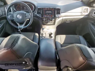 2020 Jeep Grand Cherokee Laredo E z VIN 1C4RJFAG4LC207920, wystawiony jako Copart lot #58726915 z przebiegiem 43 451 mil mil oraz Szkoda całkowita • Salvage title. Historia ofert i sprzedaży dostępna na DreamBid. Obrazek 8.