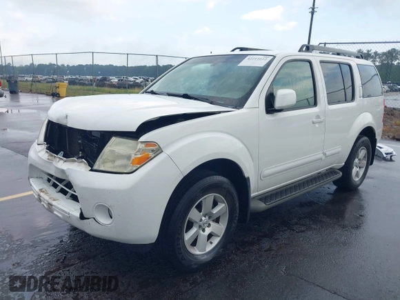 2011 Nissan Pathfinder Silver z VIN 5N1AR1NB9BC621776, wystawiony jako IAAI lot #42211612 z przebiegiem 120 640 mil mil oraz . Historia ofert i sprzedaży dostępna na DreamBid. Obrazek 2.