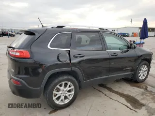 2016 Jeep Cherokee 75th Anniversary with VIN 1C4PJMCB4GW194460, listed as a Copart auction lot 82415924 with 123,645 mi miles and Salvage Title. Bid and sale history available at carsss.com. Image 3.