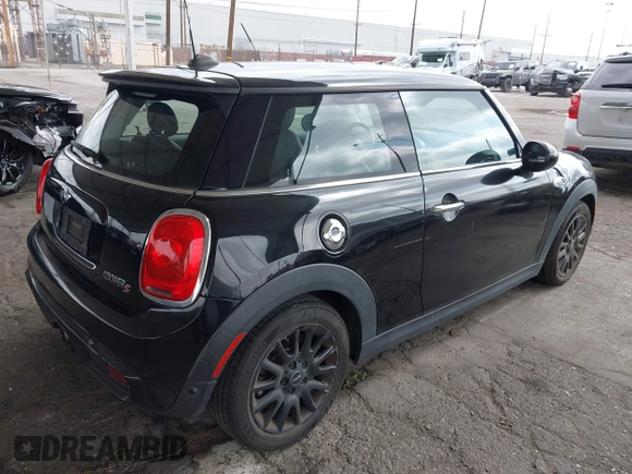 2018 MINI Hardtop Cooper S with VIN WMWXP7C59J2A49312, listed as a IAAI auction lot 42131468 with 64,192 mi miles and . Bid and sale history available at DreamBid. Image 4.