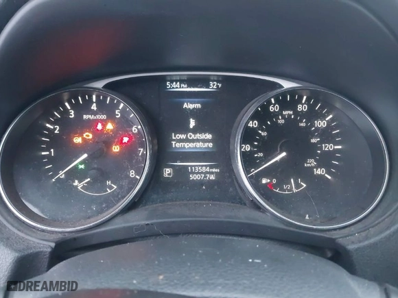 2015 Nissan Rogue SL with VIN 5N1AT2MVXFC828878, listed as a IAAI auction lot 41237475 with 113584 miles. Bid and sale history available at carsss.com. Image 16.
