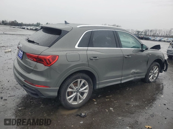 2023 Audi Q3 S line Premium z VIN WA1DECF33P1124378, wystawiony jako Copart lot #50222965 z przebiegiem 37 618 mil mil oraz Szkody całkowita. Historia ofert i sprzedaży dostępna na DreamBid. Obrazek 3.