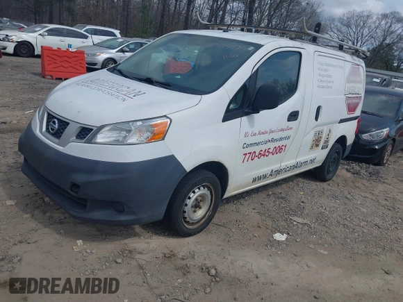 2014 Nissan NV200 S z VIN 3N6CM0KN8EK695903, wystawiony jako IAAI lot #41802909 z przebiegiem 249 813 mil mil oraz . Historia ofert i sprzedaży dostępna na DreamBid. Obrazek 2.
