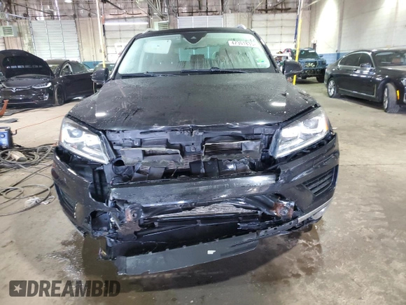 2016 Volkswagen Touareg Sport z VIN WVGEF9BP5GD011285, wystawiony jako Copart lot #47301835 z przebiegiem 179 652 mil mil oraz Czysty tytuł • Clean title. Historia ofert i sprzedaży dostępna na DreamBid. Obrazek 5.