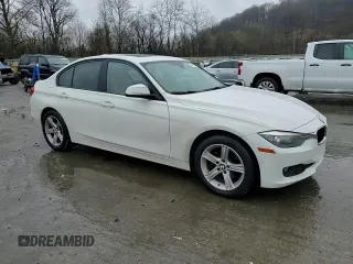 2015 BMW 3 Series 320i xDrive with VIN WBA3C3C5XFK202965, listed as a Copart auction lot 52422275 with 119,713 mi miles and Salvage title. Bid and sale history available at DreamBid. Image 10.
