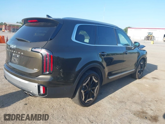 2023 Kia Telluride EX X-Line with VIN 5XYP3DGC2PG354460, listed as a IAAI auction lot 42123098 with 21,368 mi miles and . Bid and sale history available at DreamBid. Image 4.