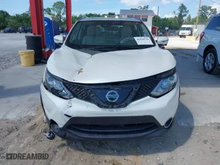 2019 Nissan Rogue Sport SV with VIN JN1BJ1CP8KW223426, listed as a IAAI auction lot 41930730 with 121,613 mi miles. Bid and sale history available at carsss.com. Image 6.