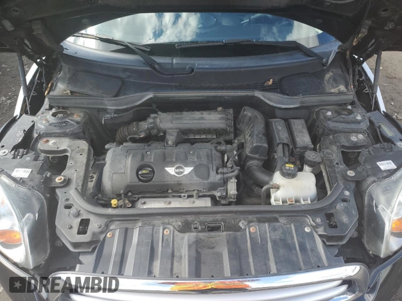 2015 MINI Paceman z VIN WMWSS1C57FWN95173, wystawiony jako Copart lot #73308804 z przebiegiem 117 821 mil mil oraz Szkoda całkowita • Salvage title. Historia ofert i sprzedaży dostępna na DreamBid. Obrazek 11.