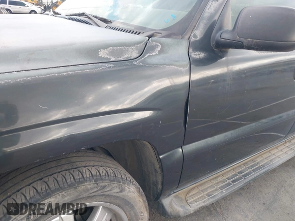 2003 Chevrolet Suburban LS with VIN 1GNEC16T13J250647, listed as a IAAI auction lot 41901480 with 225,335 mi miles and . Bid and sale history available at DreamBid. Image 6.