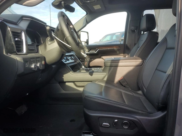 2024 GMC Sierra 3500HD Denali with VIN 1GT49WEY5RF325018, listed as a Copart auction lot 73055624 with 14,141 mi miles and Salvage Title. Bid and sale history available at carsss.com. Image 7.