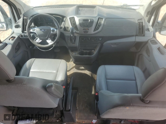 2019 Ford Transit z VIN 1FTYR2CM6KKA28265, wystawiony jako Copart lot #56937345 z przebiegiem 106 541 mil mil oraz Szkoda całkowita • Salvage title. Historia ofert i sprzedaży dostępna na DreamBid. Obrazek 8.