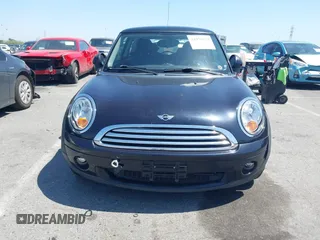 2008 MINI Hardtop with VIN WMWMF33538TT64168, listed as a IAAI auction lot 41976279 with 115,039 mi miles and . Bid and sale history available at DreamBid. Image 6.