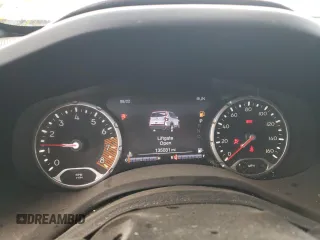 2020 Jeep Renegade Altitude with VIN ZACNJABB2LPL31651, listed as a Copart auction lot 68402614 with 135,031 mi miles and Salvage Title. Bid and sale history available at DreamBid. Image 9.