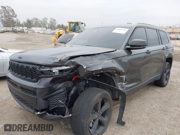 2023 Jeep Grand Cherokee Altitude with VIN 1C4RJJAG1P8902402, listed as a IAAI auction lot 42584202 with 13,913 mi miles and . Bid and sale history available at DreamBid. Image 2.