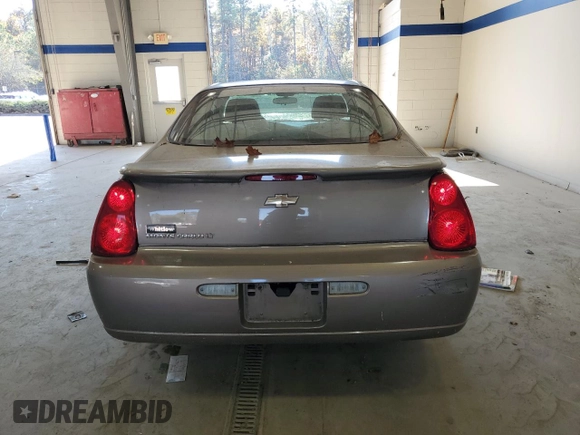 2006 Chevrolet Monte Carlo LT 3.5L with VIN 2G1WM15K569288684, listed as a Copart auction lot 80035514 with 124,324 mi miles and Clean Title. Bid and sale history available at carsss.com. Image 6.