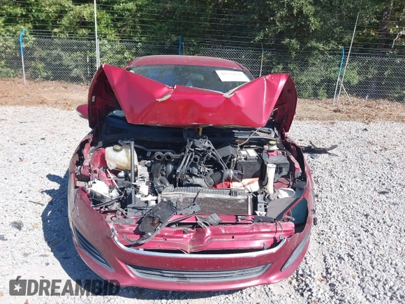 2014 Ford Fiesta SE with VIN 3FADP4BJ5EM203065, listed as a IAAI auction lot 40555870 with 176,329 mi miles. Bid and sale history available at carsss.com. Image 6.