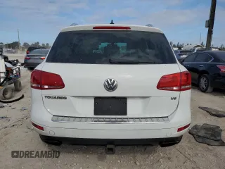 2012 Volkswagen Touareg Exec with VIN WVGEF9BP1CD008717, listed as a Copart auction lot 86095164 with 211,089 mi miles and Clean Title. Bid and sale history available at DreamBid. Image 6.