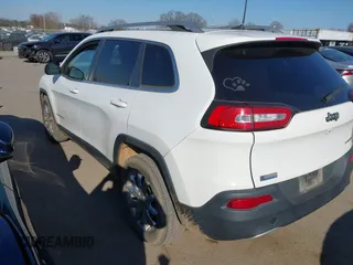 2017 Jeep Cherokee Limited with VIN 1C4PJLDB5HW534225, listed as a IAAI auction lot 41653438 with 126,611 mi miles. Bid and sale history available at carsss.com. Image 3.