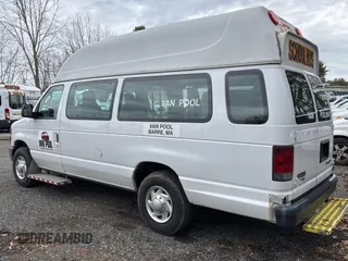 2014 Ford Econoline Cargo Commercial with VIN 1FTNS2EW1EDA21948, listed as a Copart auction lot 50900965 with 148,347 mi miles and Clean Title. Bid and sale history available at carsss.com. Image 3.