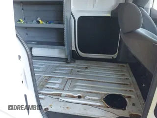 2015 Nissan NV200 S z VIN 3N6CM0KN3FK735497, wystawiony jako IAAI lot #41699156 z przebiegiem 61 581 mil mil oraz . Historia ofert i sprzedaży dostępna na DreamBid. Obrazek 8.