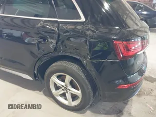 2021 Audi Q5 Premium with VIN WA1AAAFY0M2128148, listed as a IAAI auction lot 41240680 with 37,977 mi miles. Bid and sale history available at carsss.com. Image 6.