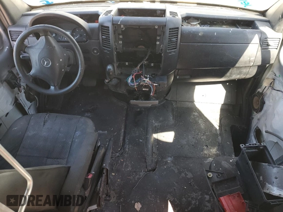 2011 Mercedes-Benz Sprinter with VIN WD3PE8CB3B5596913, listed as a Copart auction lot 49650825 with Not Provided miles and Salvage Title. Bid and sale history available at carsss.com. Image 8.