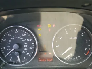 2007 BMW 3 Series 328i with VIN WBAVA37557NL12699, listed as a Copart auction lot 46258735 with 173,338 mi miles and Salvage title. Bid and sale history available at DreamBid. Image 9.