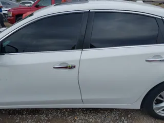 2015 Nissan Altima SV z VIN 1N4AL3AP1FC439021, wystawiony jako IAAI lot #42027354 z przebiegiem 96 729 mil mil oraz . Historia ofert i sprzedaży dostępna na DreamBid. Obrazek 14.