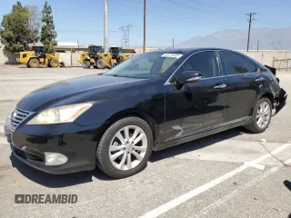 2012 Lexus ES 330 with VIN JTHBK1EG4C2497544, listed as a Copart auction lot 60679305 with 108,574 mi miles and Salvage title. Bid and sale history available at DreamBid. Image 1.