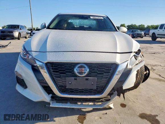 2020 Nissan Altima S z VIN 1N4BL4BV8LC101988, wystawiony jako Copart lot #56015455 z przebiegiem 133 045 mil mil oraz Szkoda całkowita • Salvage title. Historia ofert i sprzedaży dostępna na DreamBid. Obrazek 5.