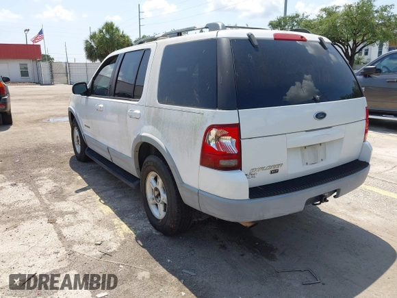 2002 Ford Explorer XLT with VIN 1FMZU63E12UA31299, listed as a IAAI auction lot 42239360 with 289,250 mi miles and . Bid and sale history available at DreamBid. Image 3.
