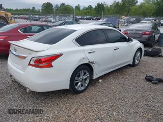 2015 Nissan Altima SV z VIN 1N4AL3AP1FC439021, wystawiony jako IAAI lot #42027354 z przebiegiem 96 729 mil mil oraz . Historia ofert i sprzedaży dostępna na DreamBid. Obrazek 4.