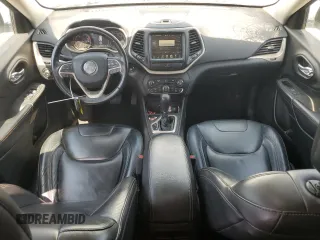 2017 Jeep Cherokee Limited z VIN 1C4PJLDB2HW539611, wystawiony jako Copart lot #59363875 z przebiegiem 131 236 mil mil oraz Szkoda całkowita • Salvage title. Historia ofert i sprzedaży dostępna na DreamBid. Obrazek 8.