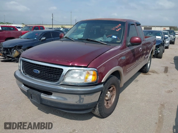 1997 Ford F-150 z VIN 1FTDX17W1VNB67040, wystawiony jako IAAI lot #41940240 z przebiegiem 99 816 mil mil oraz . Historia ofert i sprzedaży dostępna na DreamBid. Obrazek 2.