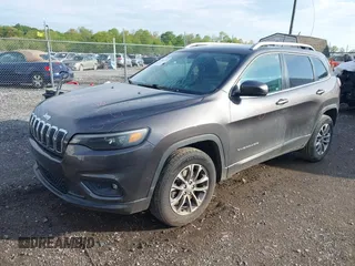2019 Jeep Cherokee Latitude Plus with VIN 1C4PJMLB8KD208039, listed as a IAAI auction lot 42166196 with 126,327 mi miles and . Bid and sale history available at carsss.com. Image 17.