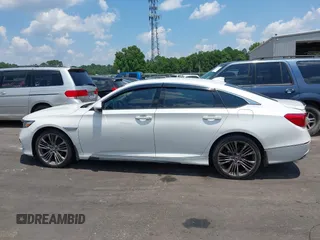 2018 Honda Accord EX-L with VIN 1HGCV1F57JA095080, listed as a IAAI auction lot 42472266 with 156,223 mi miles and . Bid and sale history available at DreamBid. Image 14.