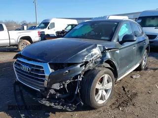 2018 Audi Q5 Premium with VIN WA1ANAFY0J2005269, listed as a IAAI auction lot 41811924 with 63,227 mi miles. Bid and sale history available at carsss.com. Image 6.