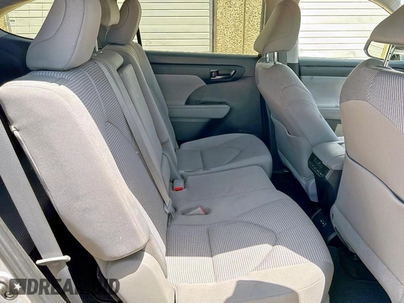 2023 Toyota Highlander L with VIN 5TDKDRAH1PS526764, listed as a Copart auction lot 67452805 with 9,841 mi miles and Clean title. Bid and sale history available at DreamBid. Image 6.