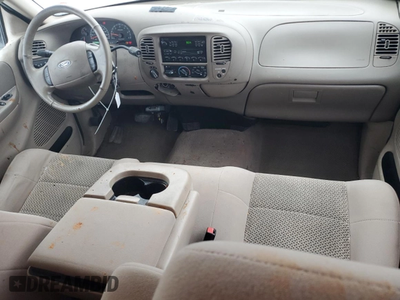 2003 Ford F-150 XL z VIN 2FTRX18L43CA38884, wystawiony jako Copart lot #87427414 z przebiegiem 171 605 mil mil oraz Czysty tytuł • Clean title. Historia ofert i sprzedaży dostępna na DreamBid. Obrazek 8.