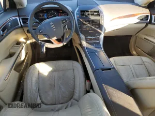2014 Lincoln MKZ Hybrid z VIN 3LN6L2LU8ER825265, wystawiony jako Copart lot #49480805 z przebiegiem 138 746 mil mil oraz Szkoda całkowita • Salvage title. Historia ofert i sprzedaży dostępna na DreamBid. Obrazek 8.