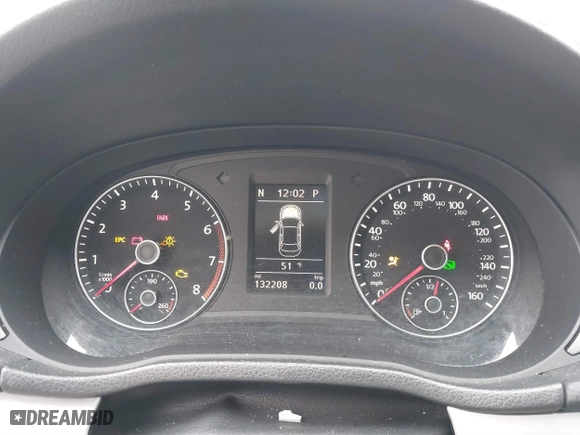2013 Volkswagen Passat SE w/Sunroof with VIN 1VWBH7A33DC150043, listed as a IAAI auction lot 41411518 with 132,208 mi miles. Bid and sale history available at carsss.com. Image 7.