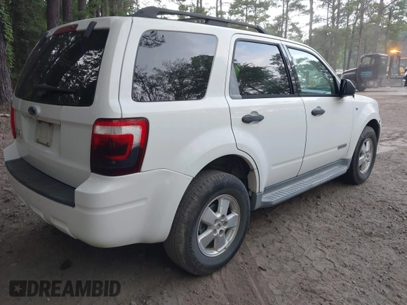 2008 Ford Escape XLT с VIN 1FMCU03118KB61510, выставлен на аукционе IAAI как лот 42626112 с пробегом 185 662 миль миль и . История ставок и продаж доступна на DreamBid. Изображение 4.