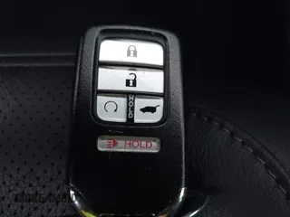 2018 Honda CR-V EX-L with VIN 2HKRW2H88JH601768, listed as a IAAI auction lot 41864236 with 63,847 mi miles. Bid and sale history available at carsss.com. Image 11.